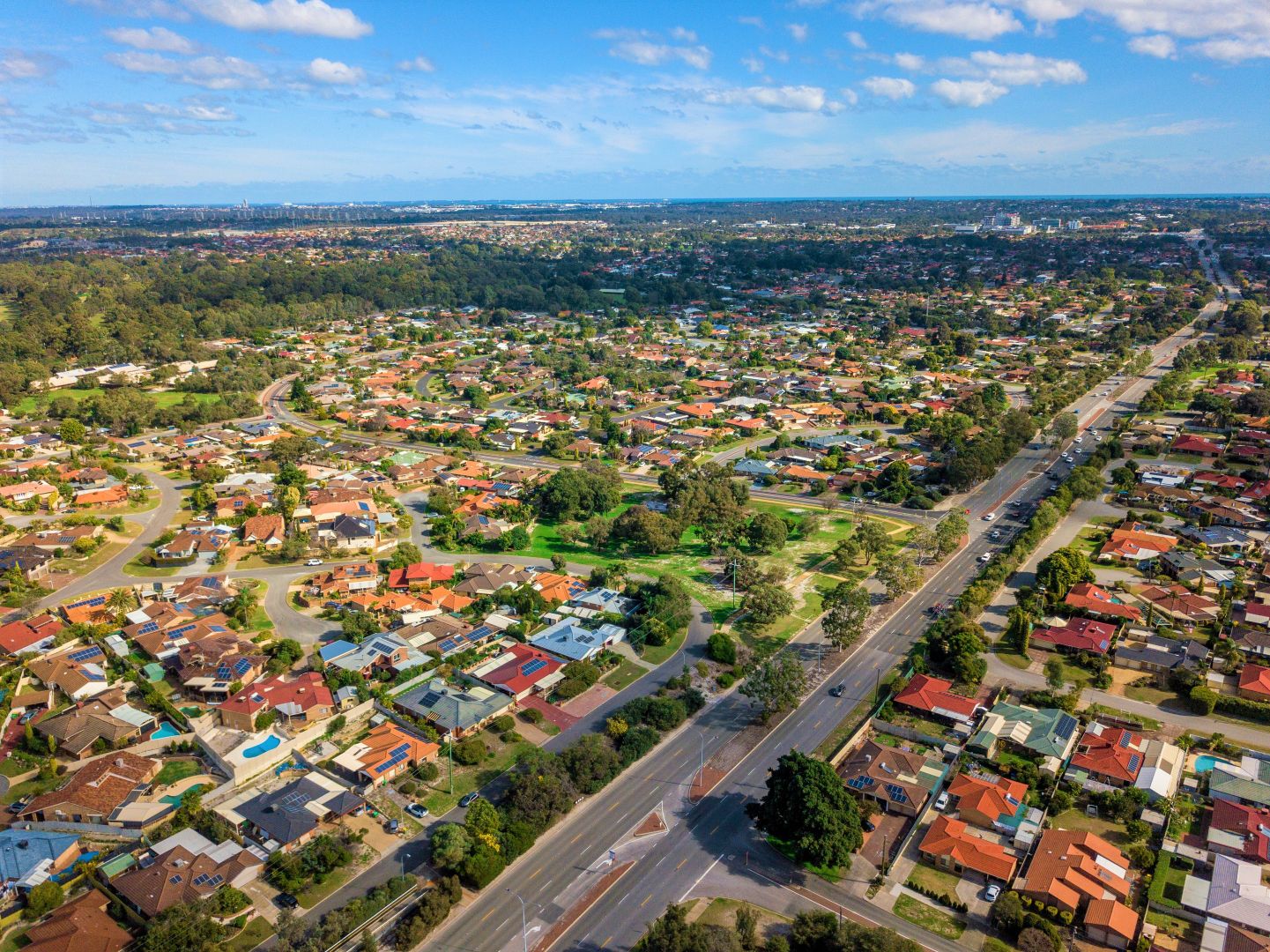 165 Pinetree Gully Road, Willetton WA 6155, Image 2