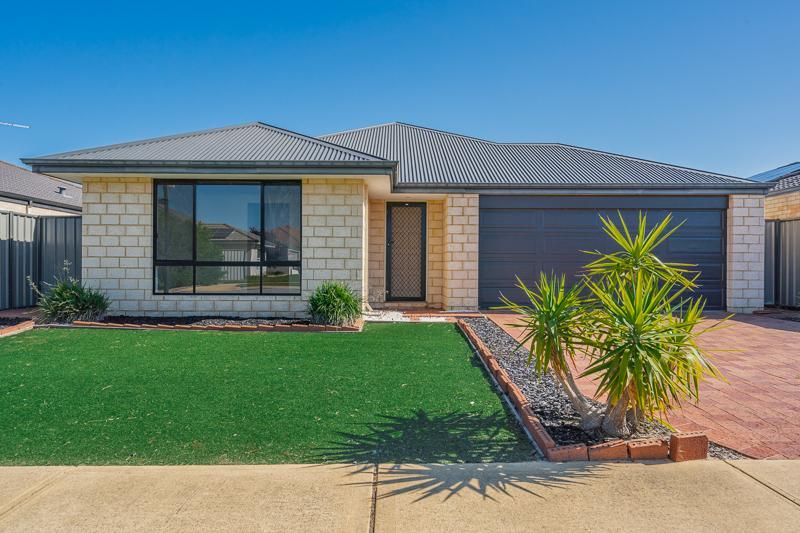 4 bedrooms House in 68 Colreavy Ramble BALDIVIS WA, 6171