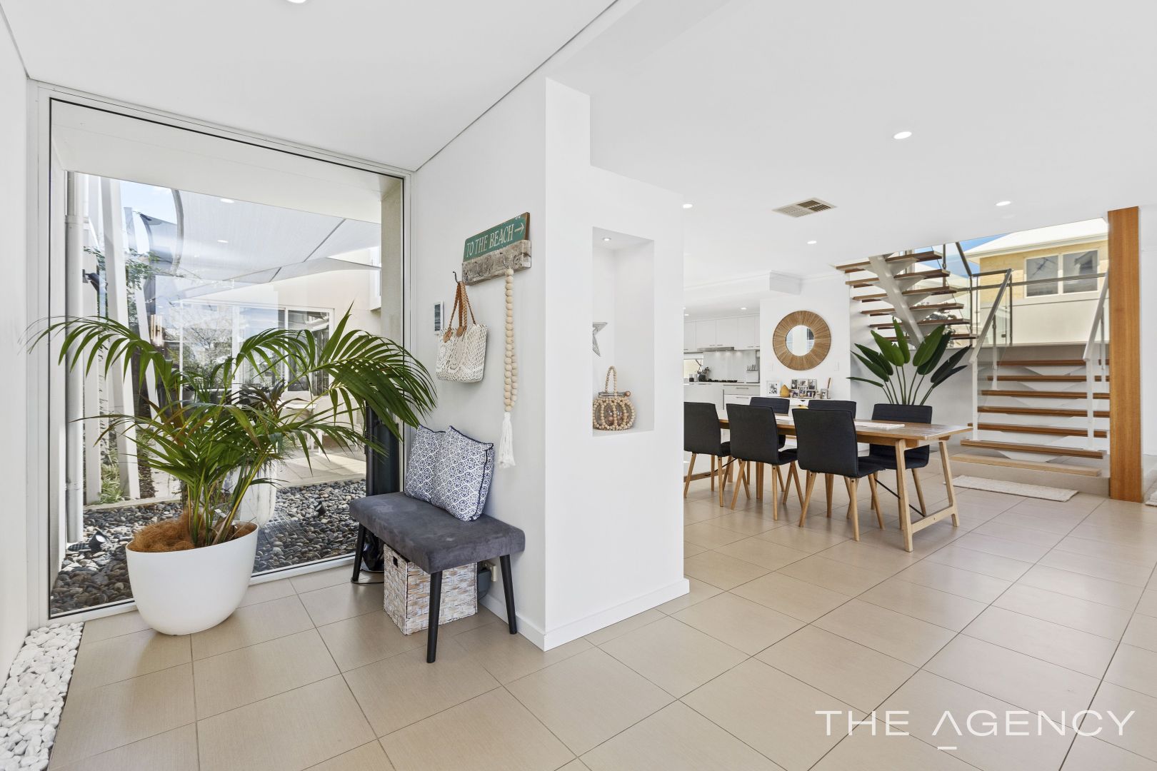 8 Oahu Gardens, Hillarys WA 6025, Image 1