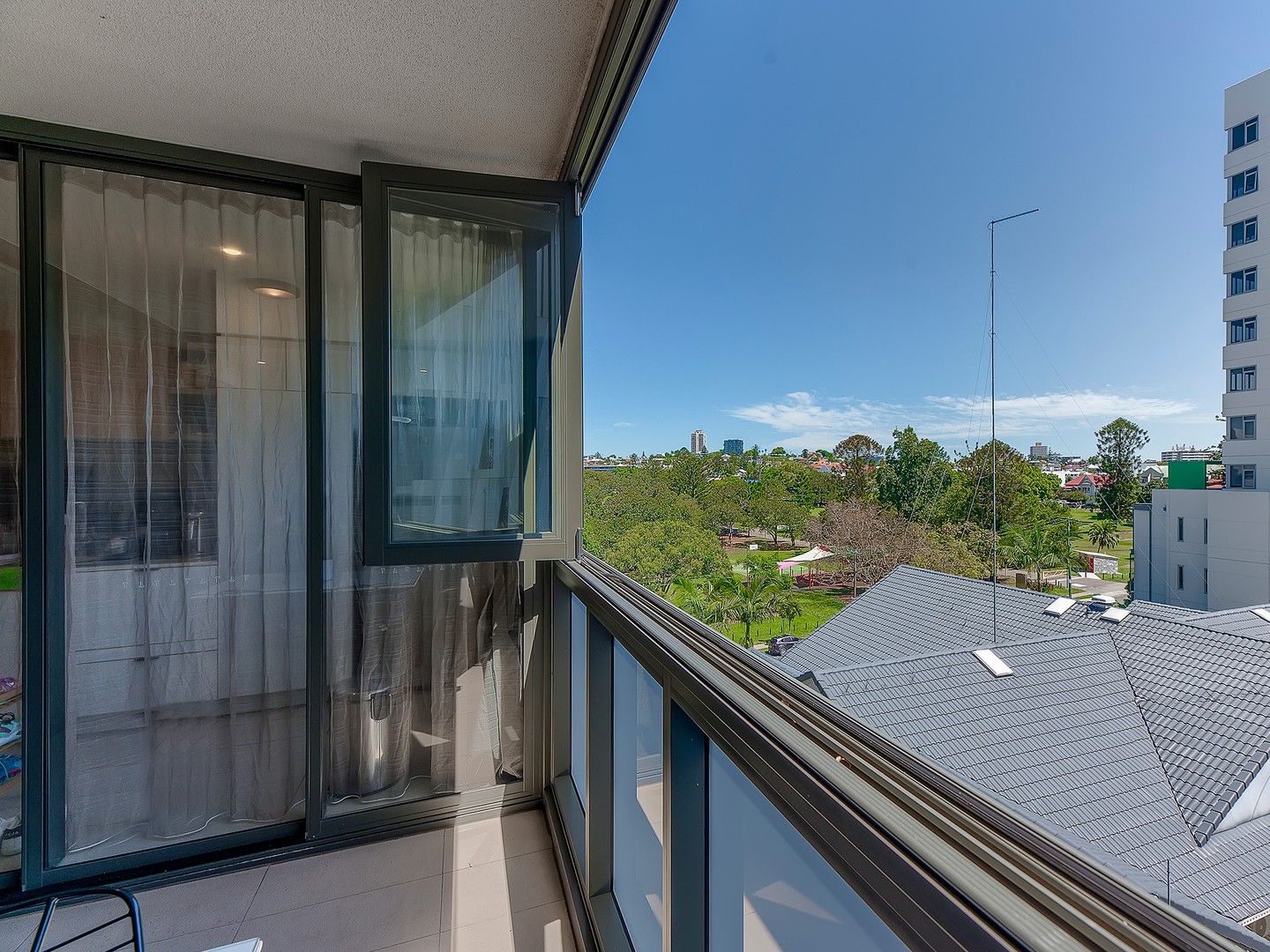1 bedrooms Apartment / Unit / Flat in 607/27 Russell Street SOUTH BRISBANE QLD, 4101