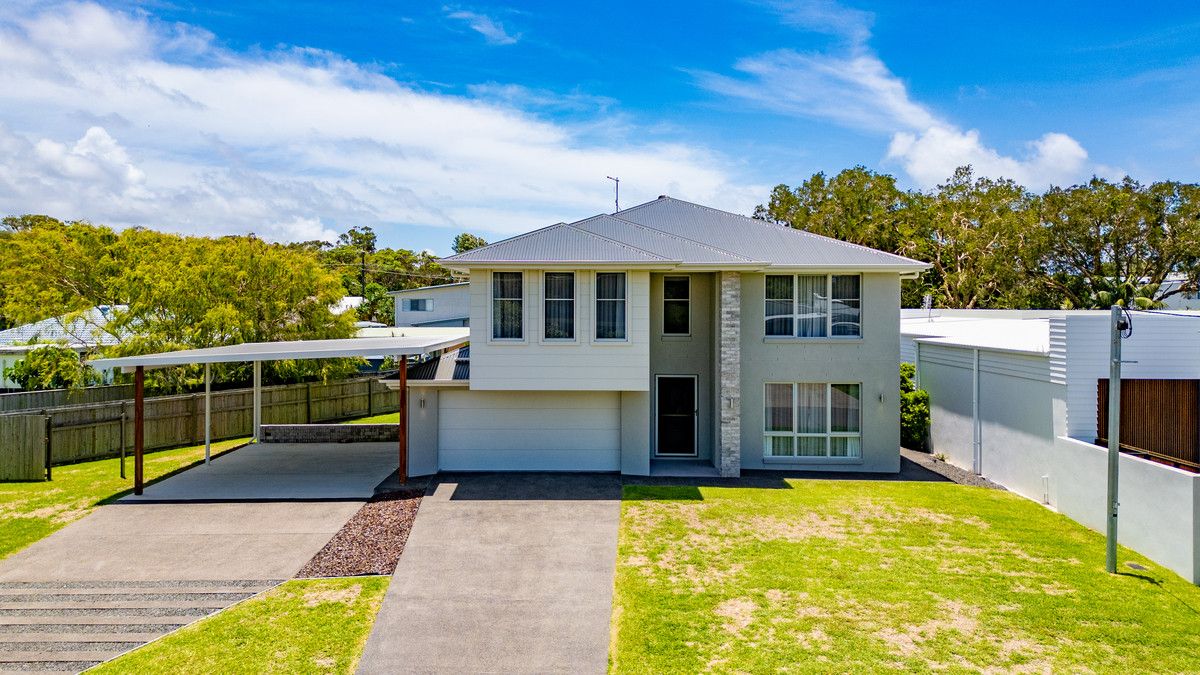 30 Spindrift Avenue, Coolum Beach QLD 4573, Image 2