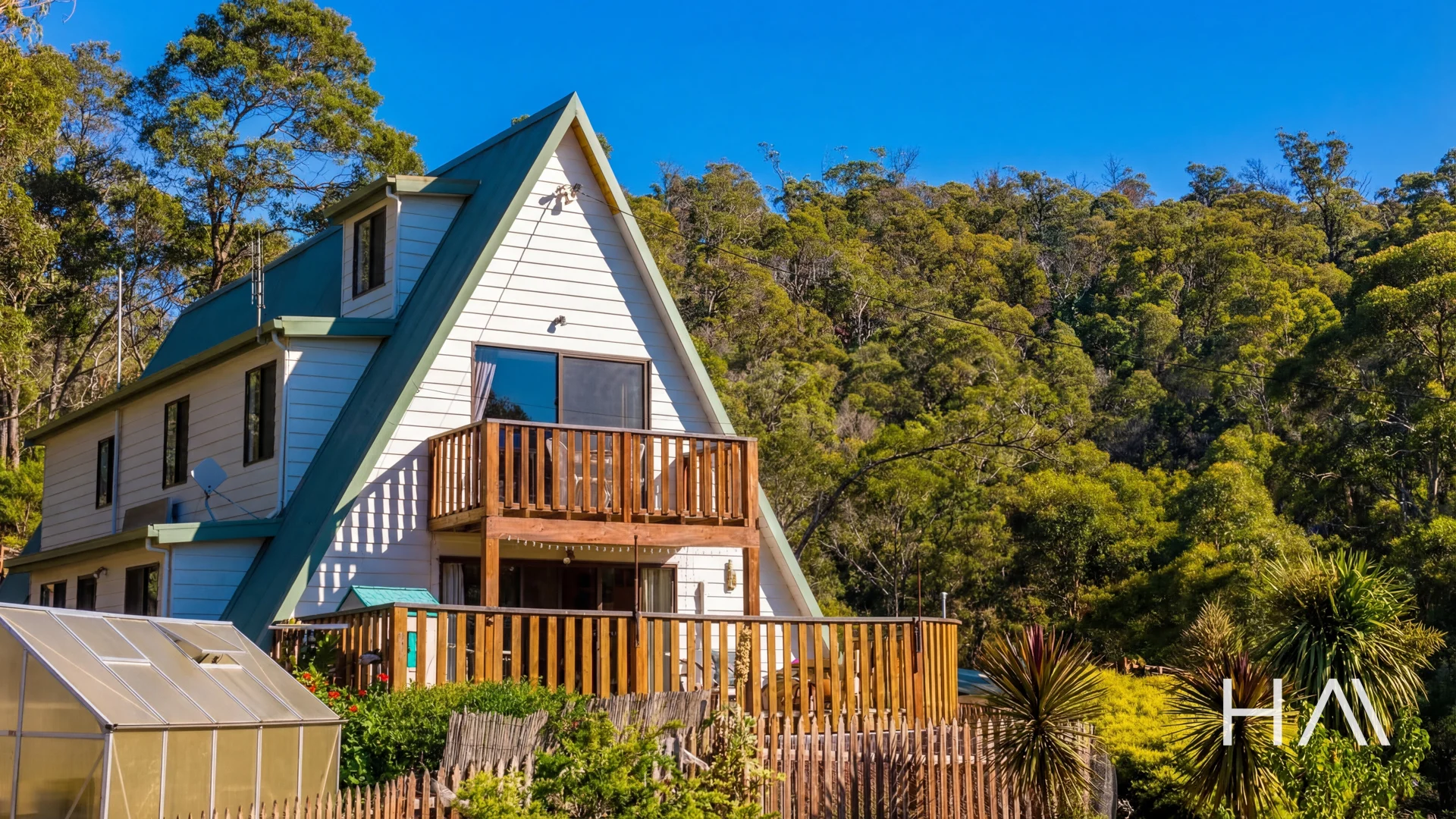 12 Lanena Crescent, Lanena TAS 7275