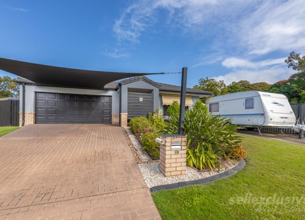 19 Myora Place, Sandstone Point QLD 4511