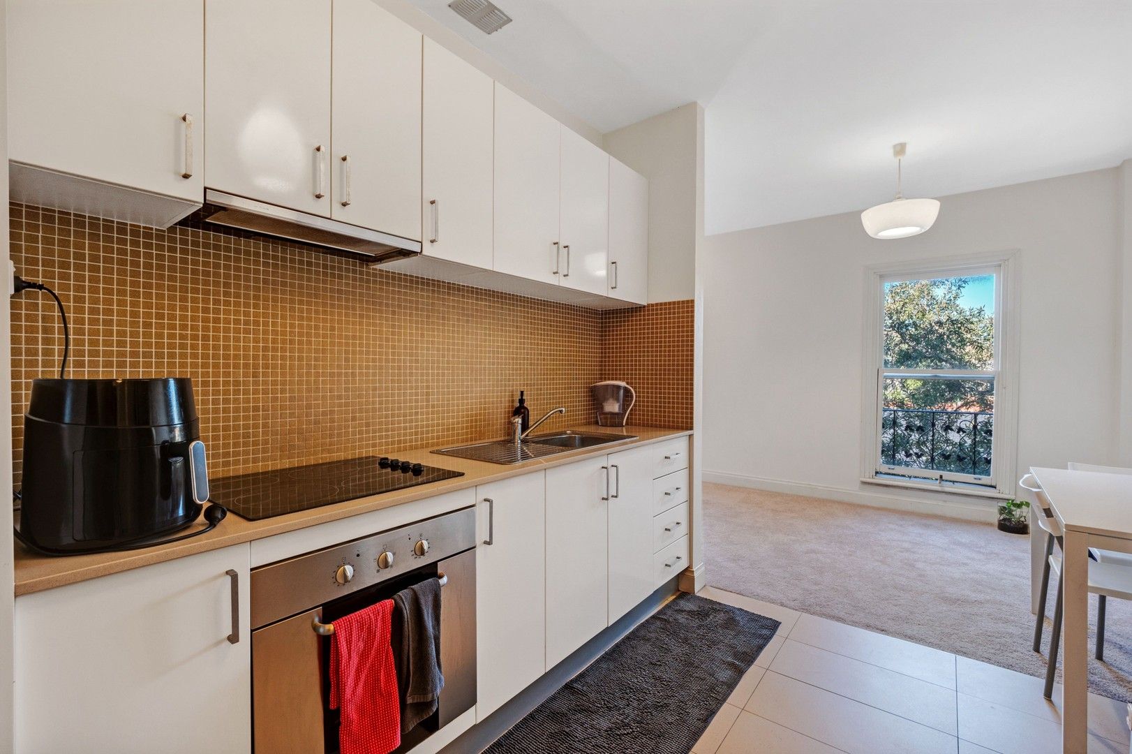 2 bedrooms Apartment / Unit / Flat in 2/504-508 Cleveland Street SURRY HILLS NSW, 2010