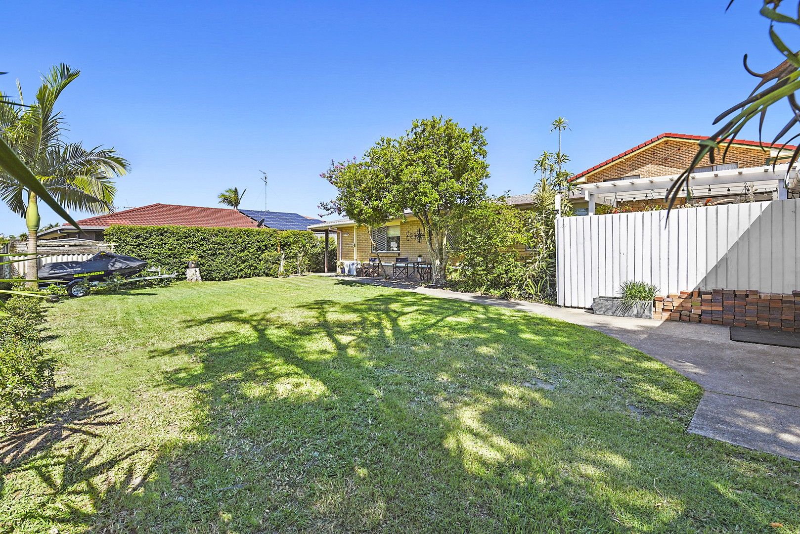 2/15 Doggett Drive, Miami QLD 4220, Image 2