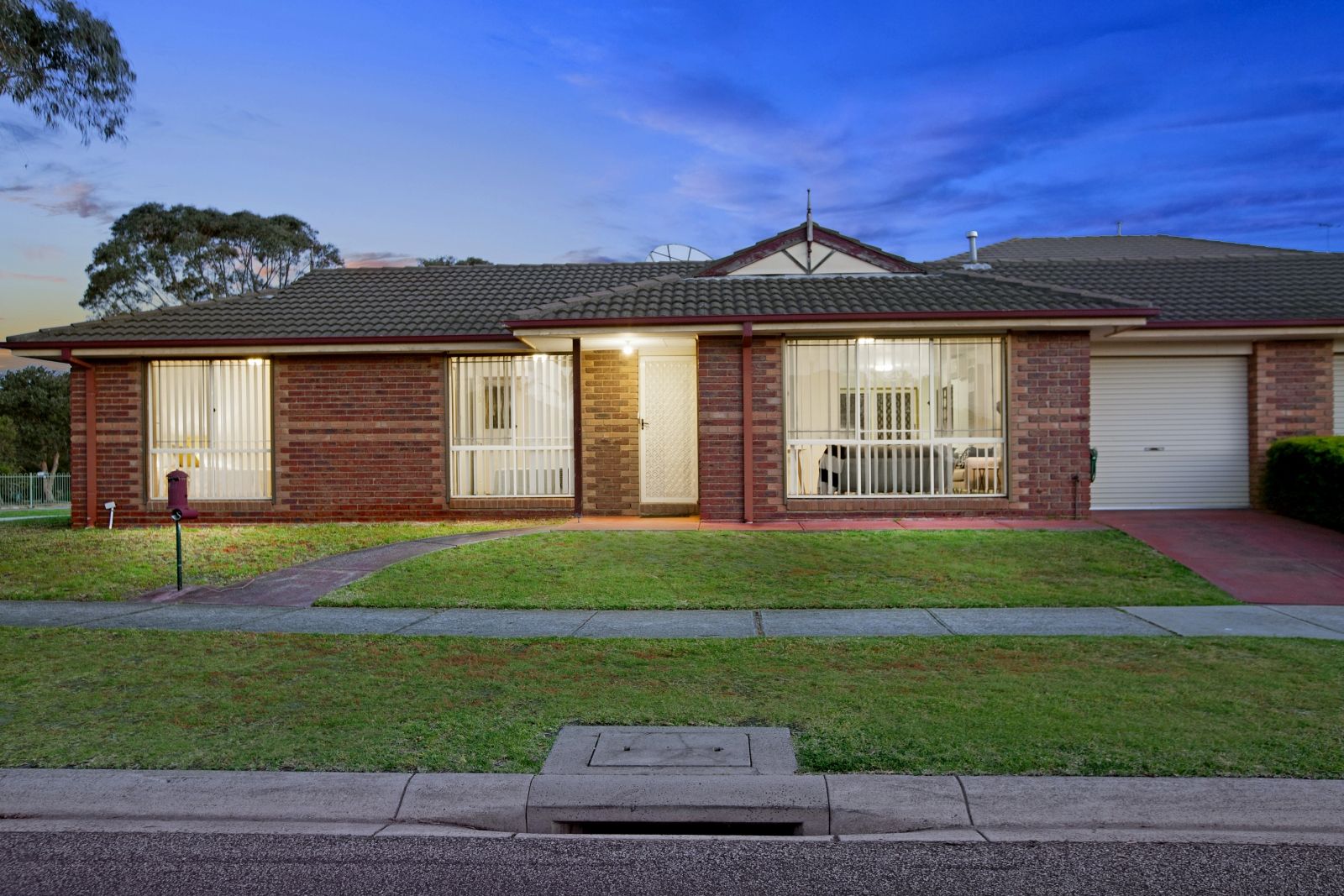 1/11 Immerset Drive, Chelsea Heights VIC 3196, Image 0