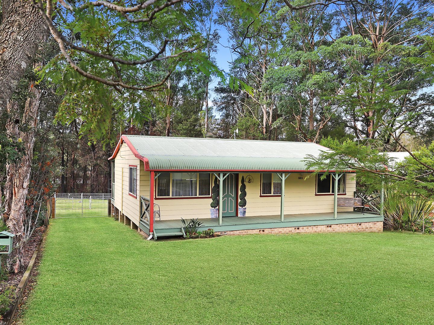 102 Anglers Parade, Fishermans Paradise NSW 2539, Image 1