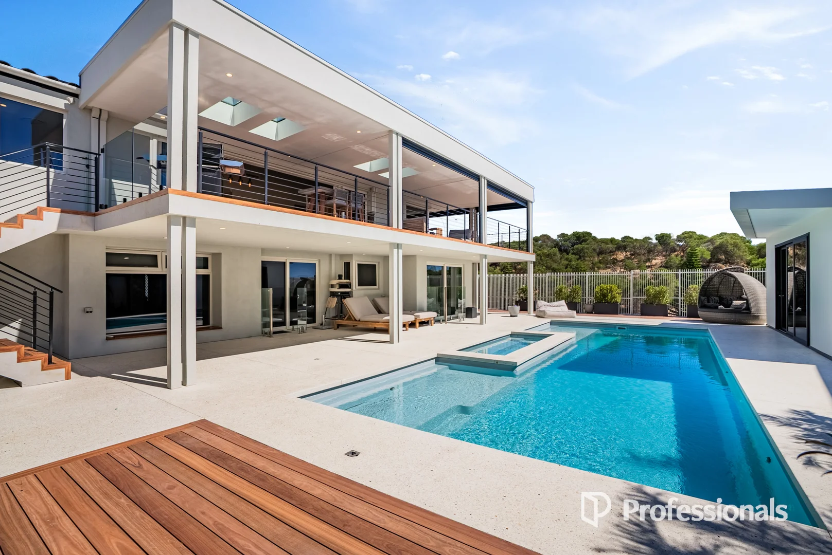 Additional image 2 of 8 Moth Court, Ocean Reef WA 6027