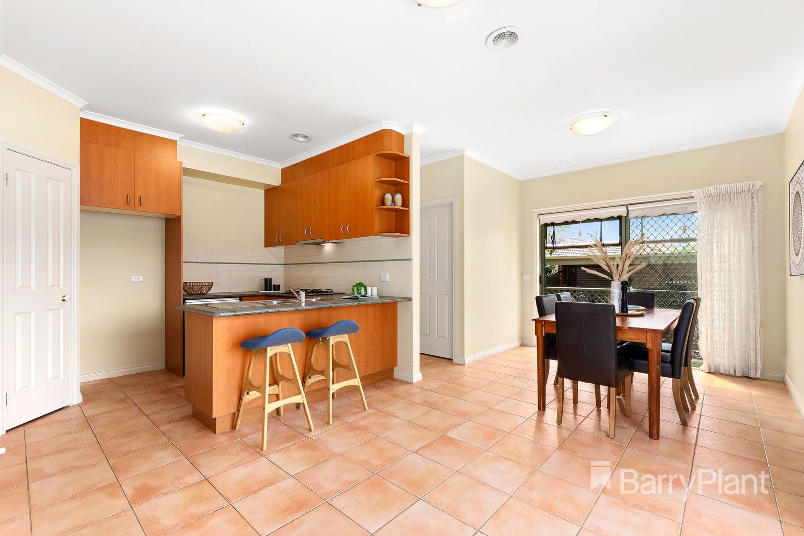 72 Stockdale Way, Mill Park VIC 3082, Image 2