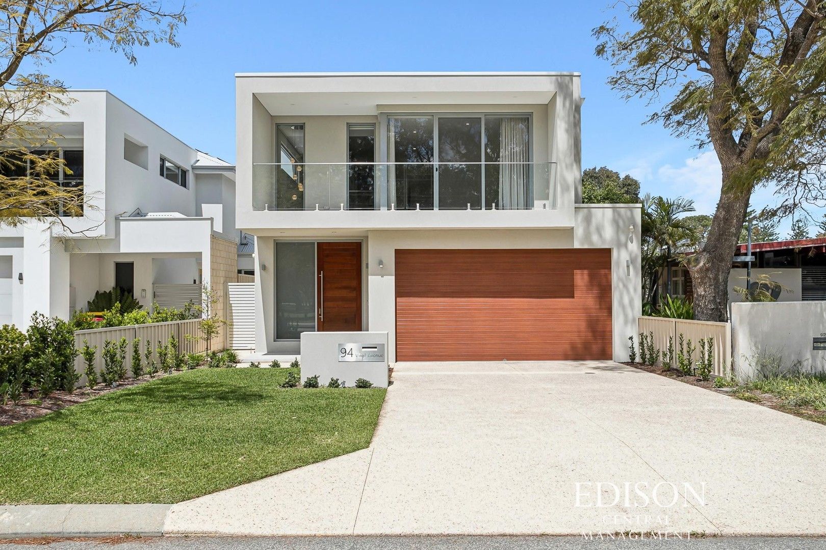 4 bedrooms House in 94 Virgil Avenue YOKINE WA, 6060