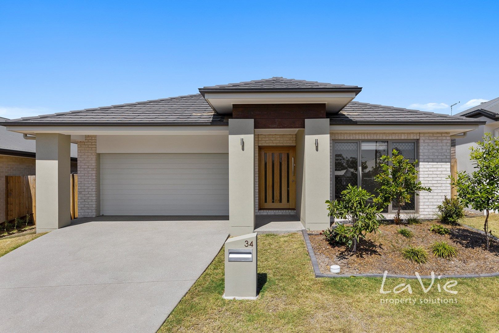 4 bedrooms House in 34 Mazeppa Street SOUTH RIPLEY QLD, 4306