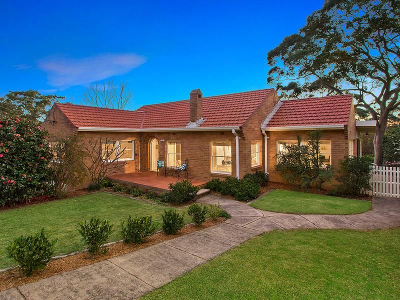 3 bedrooms House in 17 Peckham Avenue CHATSWOOD WEST NSW, 2067