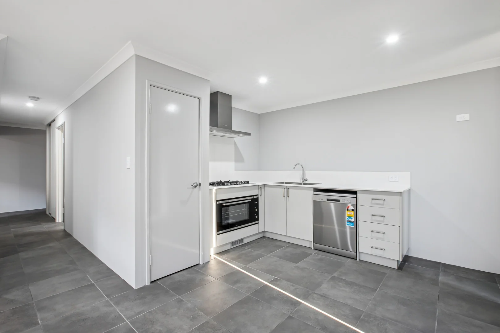 Additional image 9 of 34 Palmerston Loop, Hilbert WA 6112