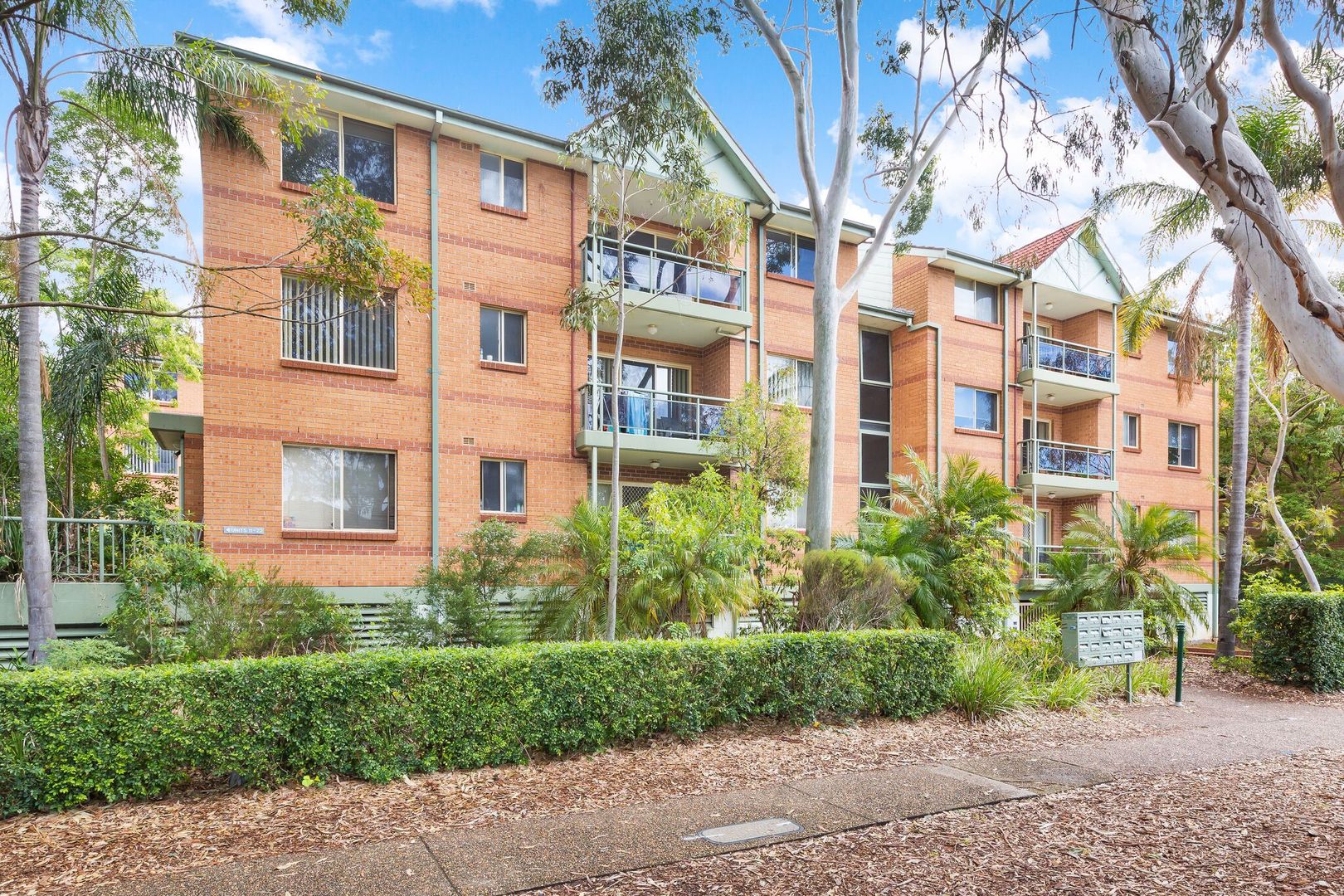 16/1115 Sunnyside Avenue, Caringbah Property History & Address