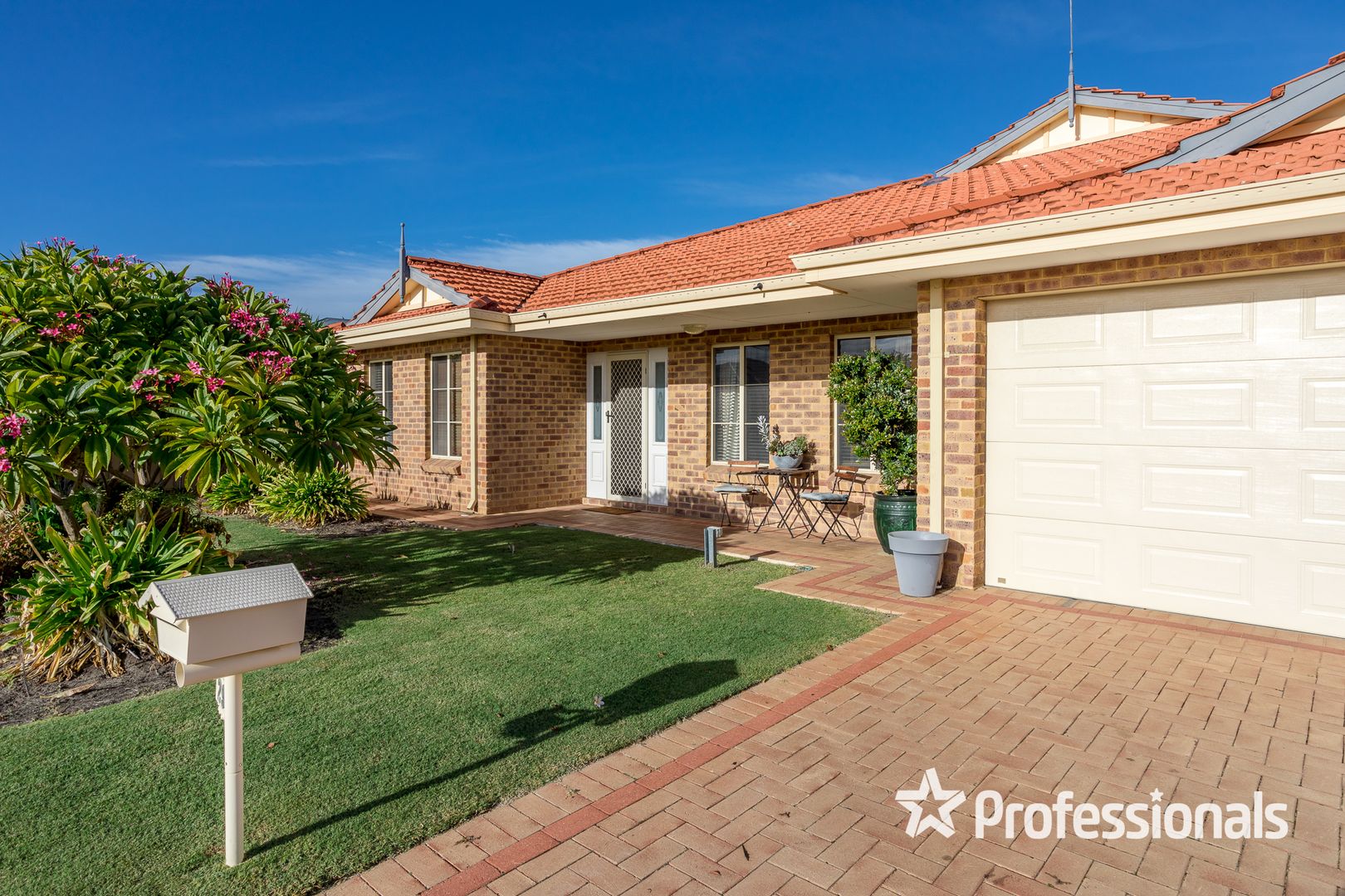 29 Spinifex Way, Canning Vale WA 6155, Image 2