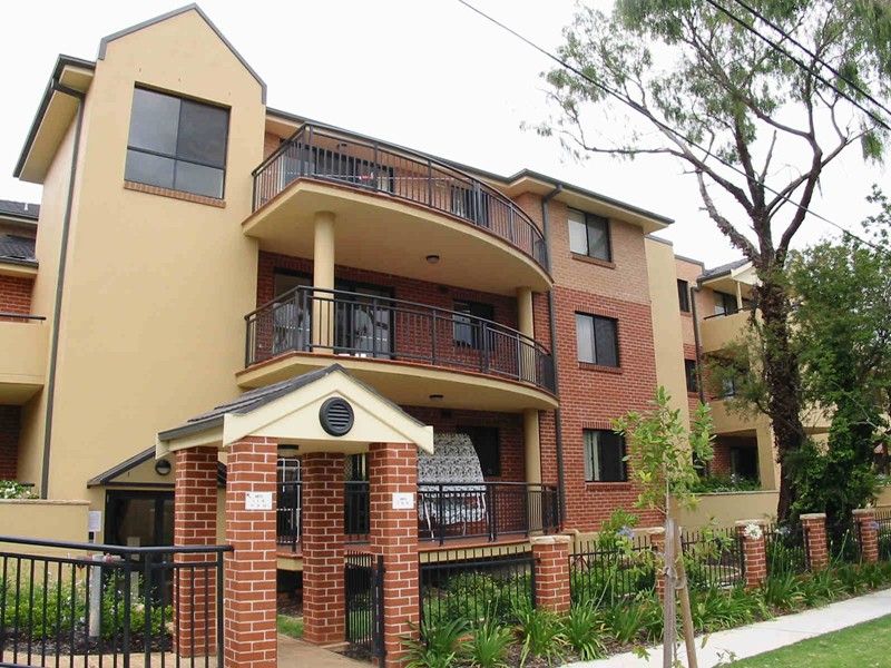 2 bedrooms Apartment / Unit / Flat in 5/9-11 Nelson St CHATSWOOD NSW, 2067