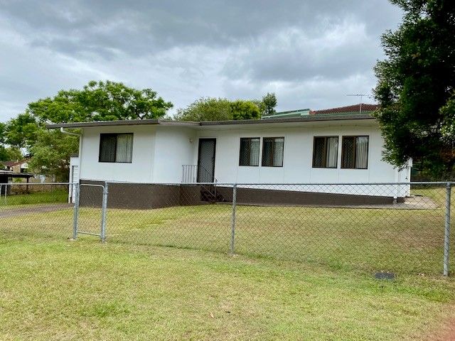 3 bedrooms House in 35 Marie St MURARRIE QLD, 4172