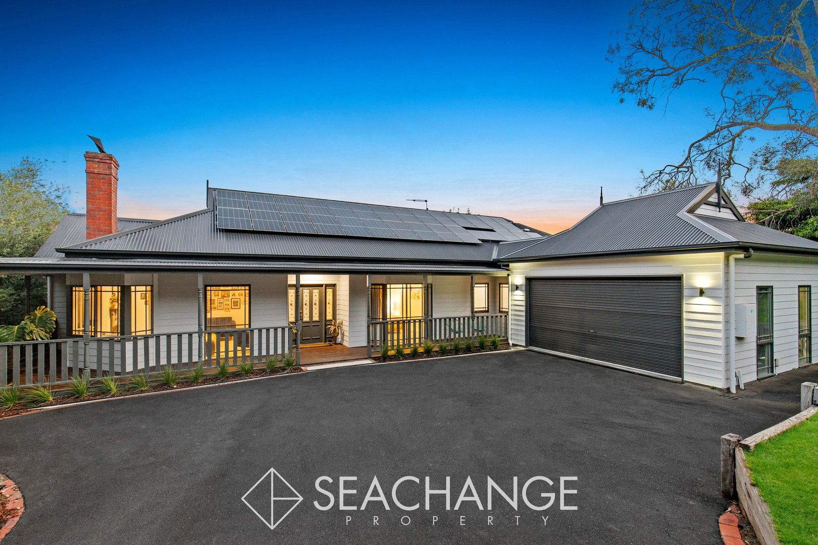 5 bedrooms House in 22-24 Station Street MOUNT ELIZA VIC, 3930