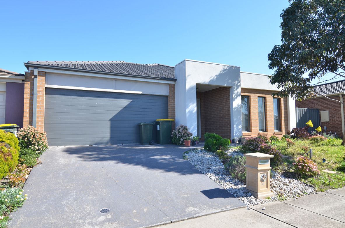 31 Edmondshaw Drive, Deer Park VIC 3023, Image 0