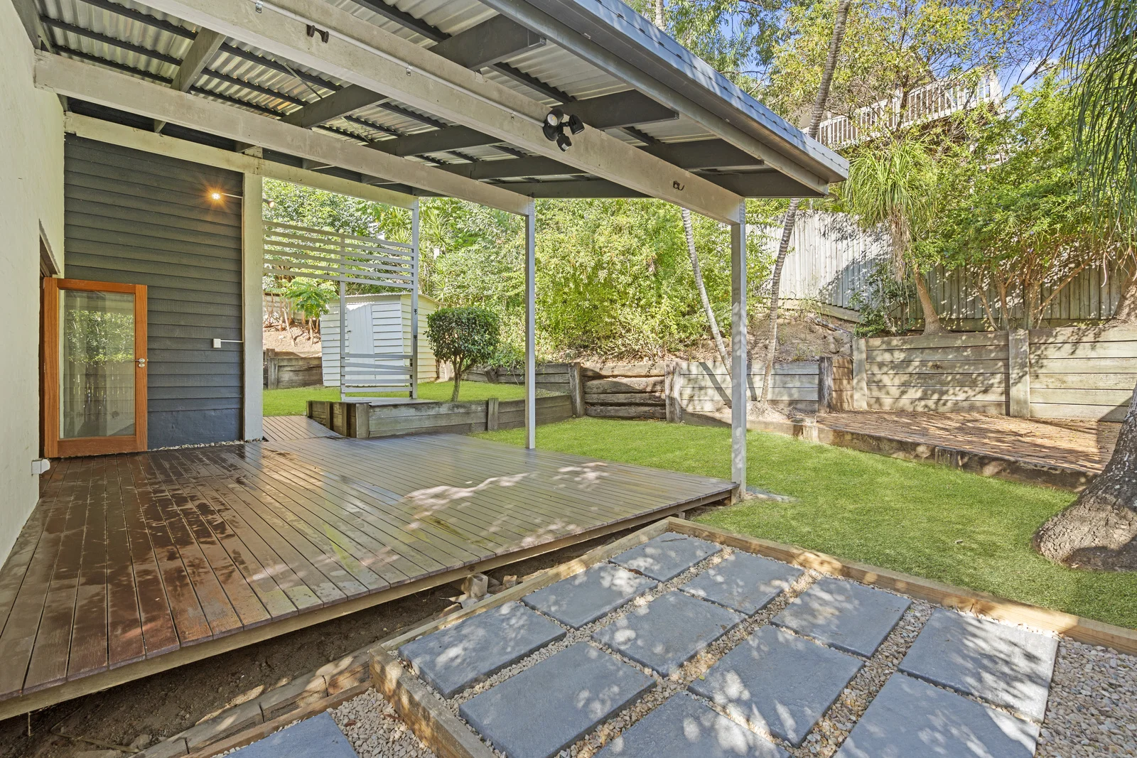 2/4 Fishermans Bend, Balmoral QLD 4171