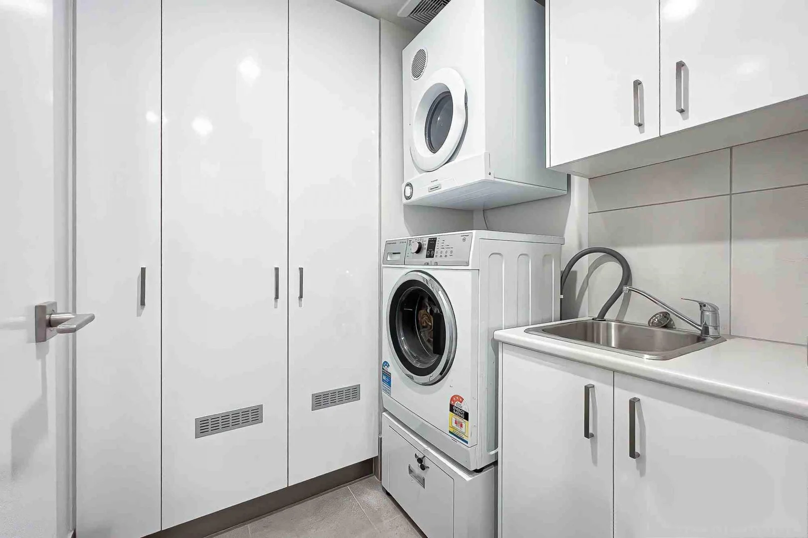 Additional image 4 of 111/113 Landsborough Avenue, Scarborough QLD 4020