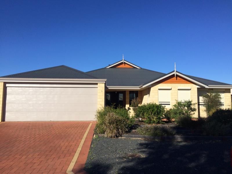 4 bedrooms House in 15 Lipizzaner Turn EATON WA, 6232
