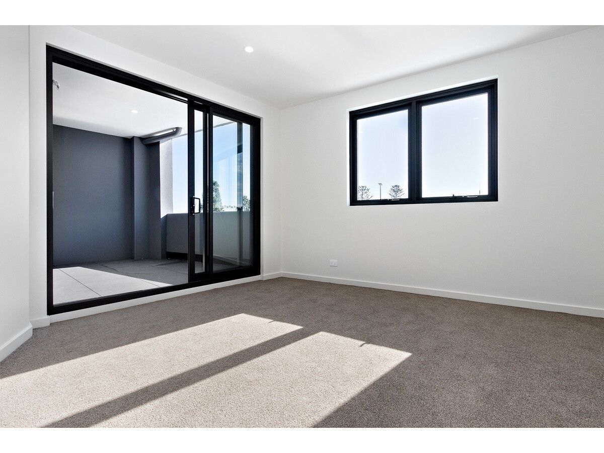 2 bedrooms Apartment / Unit / Flat in 304/2 Charles Street CHARLESTOWN NSW, 2290