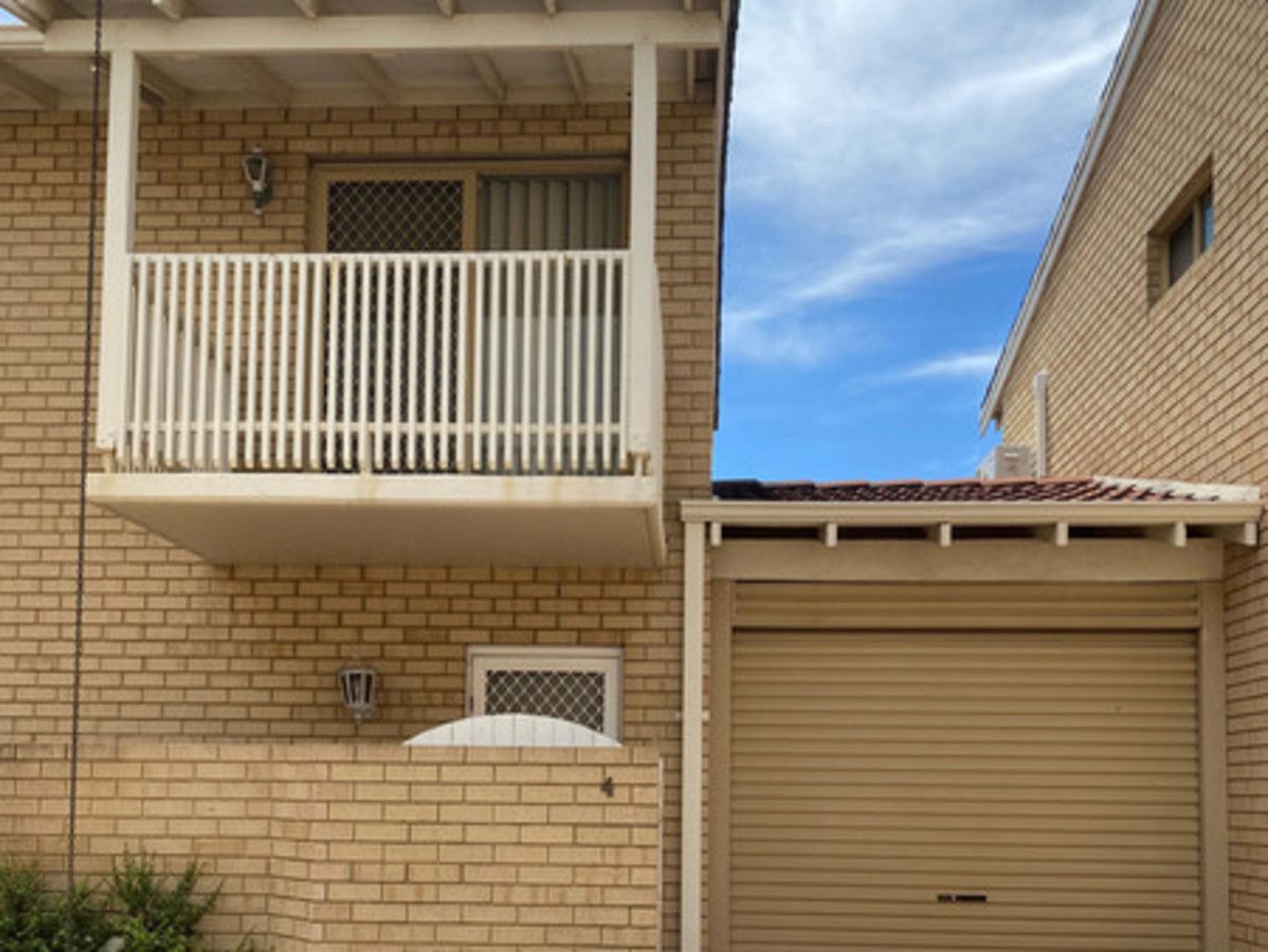 3 bedrooms Townhouse in 4/210 Carr Place LEEDERVILLE WA, 6007