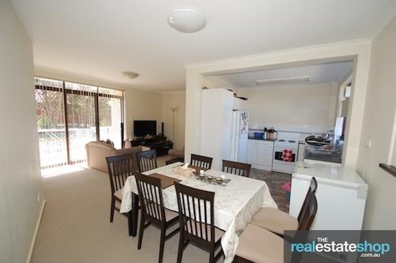 37/6 Maclaurin Crescent, Chifley ACT 2606, Image 2