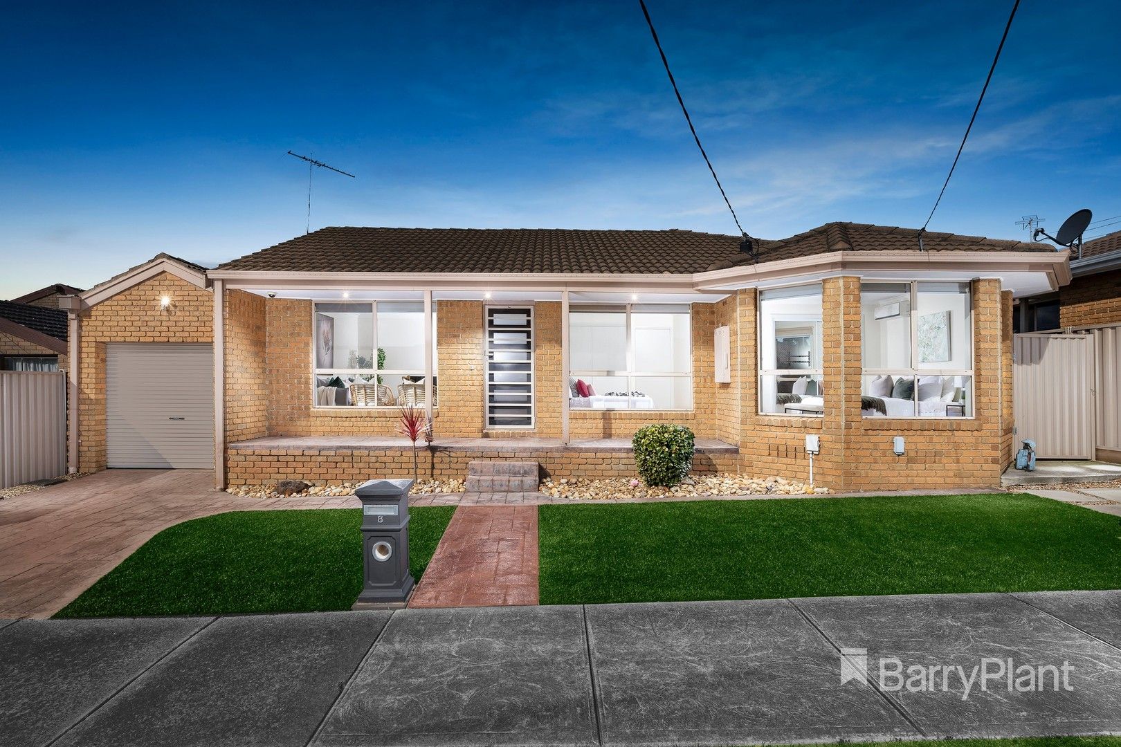 8 Denham Place, Mill Park VIC 3082, Image 0