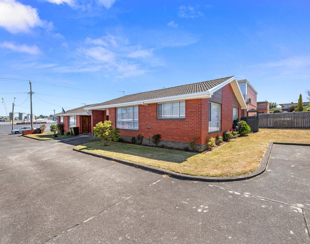 2/151-153 Tarleton Street, East Devonport TAS 7310