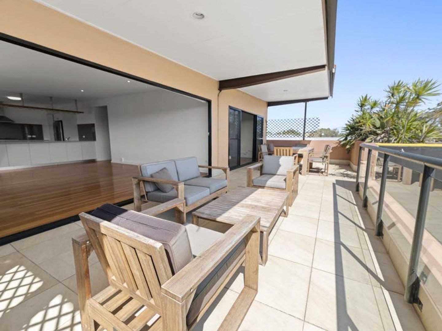 2 bedrooms Apartment / Unit / Flat in 5/93 Jonson Street BYRON BAY NSW, 2481
