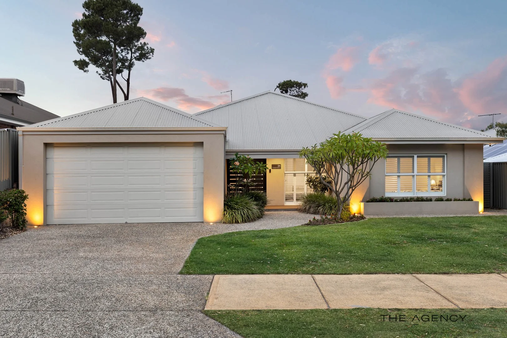 24 Columbia Parkway, Piara Waters WA 6112