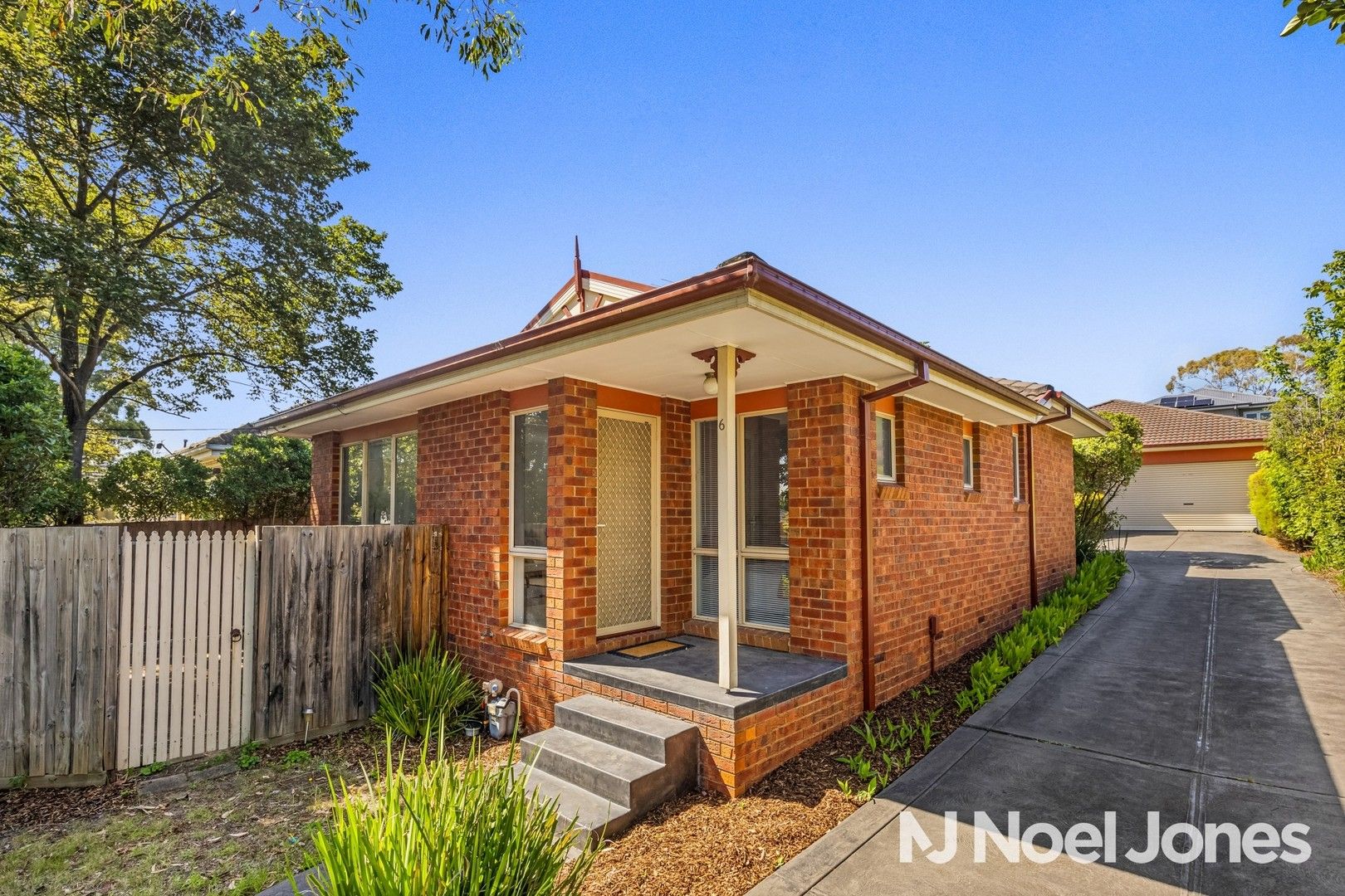 1/6 Wilton Street, Blackburn North VIC 3130, Image 0