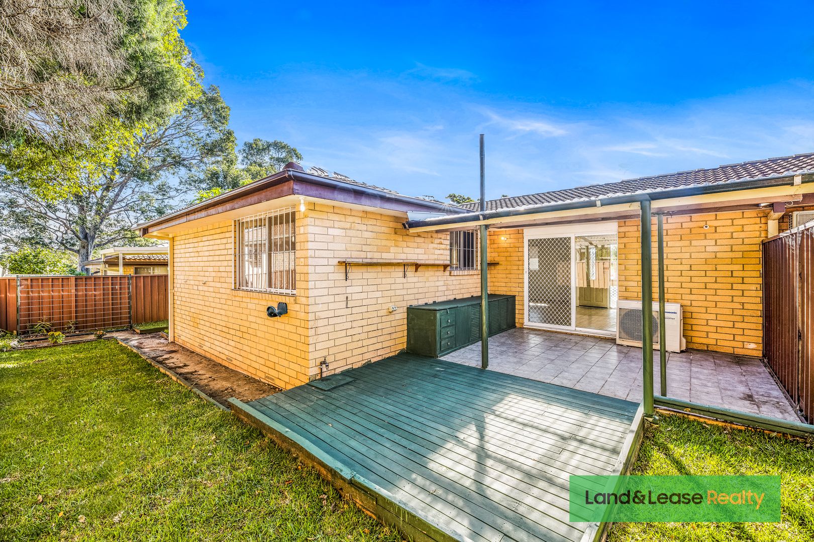 3/10 Atchison Road, Macquarie Fields NSW 2564, Image 1