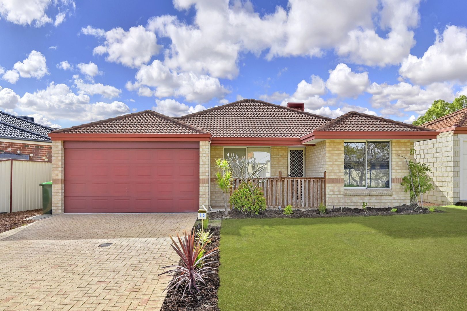 15 Innesvale Way, Carrama | Property History & Address Research | Domain