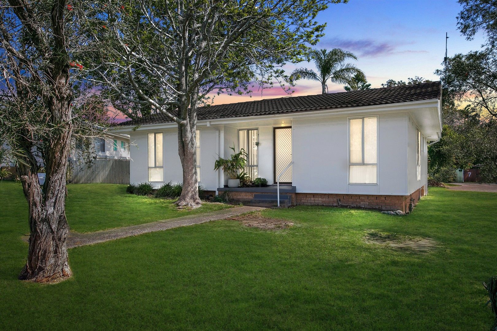 5 Nathan Place, Lake Haven NSW 2263, Image 0