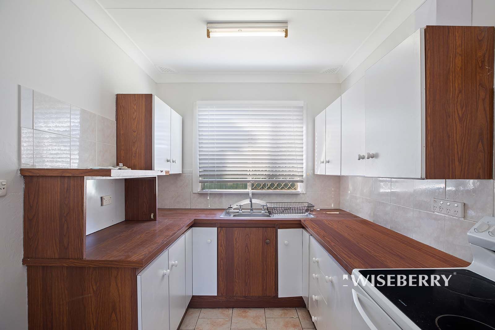 19 Robson Avenue, Gorokan NSW 2263, Image 1