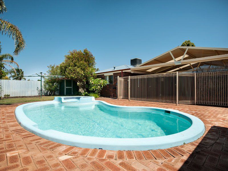 9 Nigel Court, Leeming WA 6149, Image 0