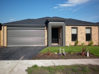 86 William Thwaites Boulevard, Cranbourne North VIC 3977, Image 0