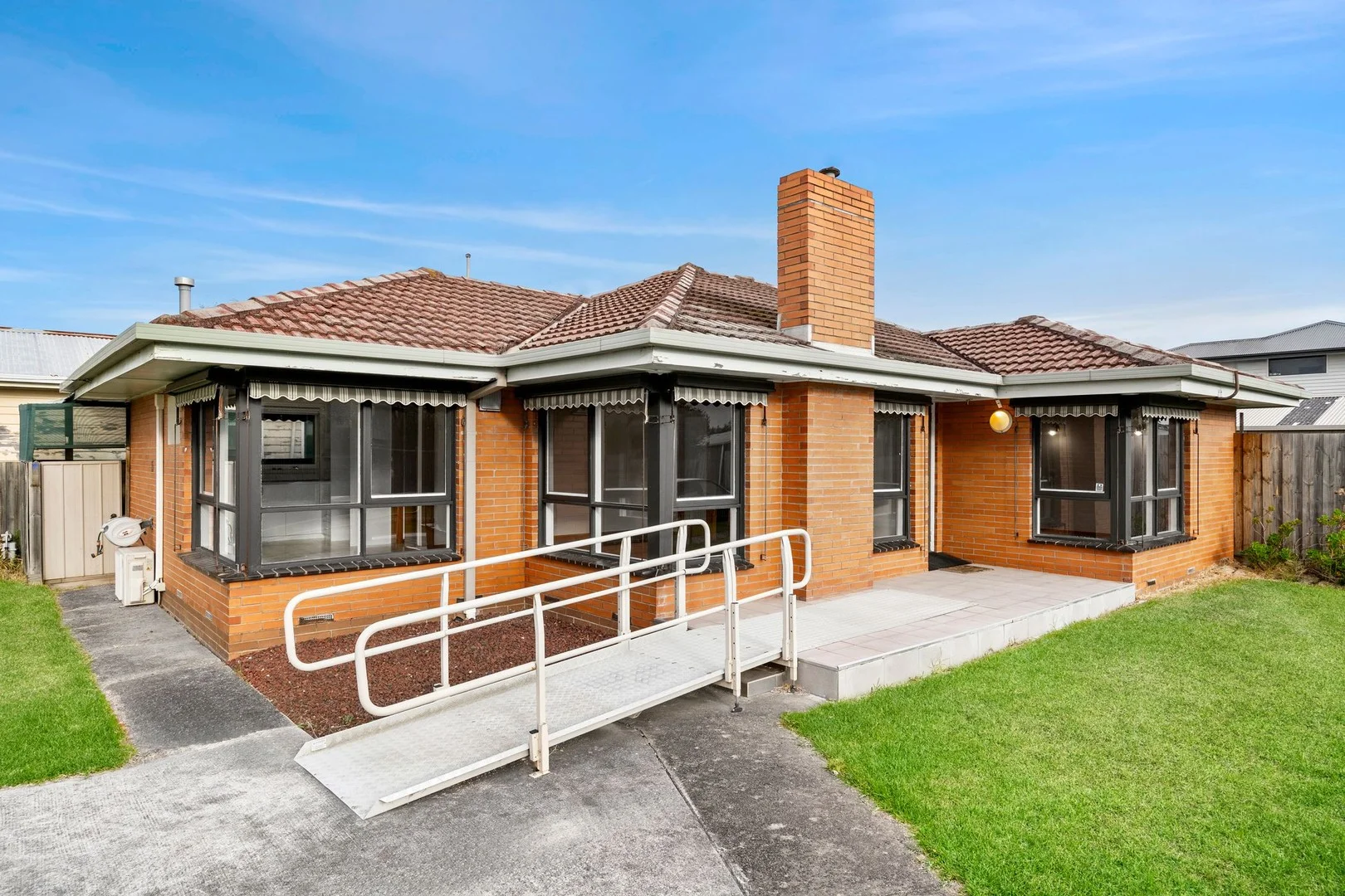 15 Waiora Avenue, Hamlyn Heights VIC 3215