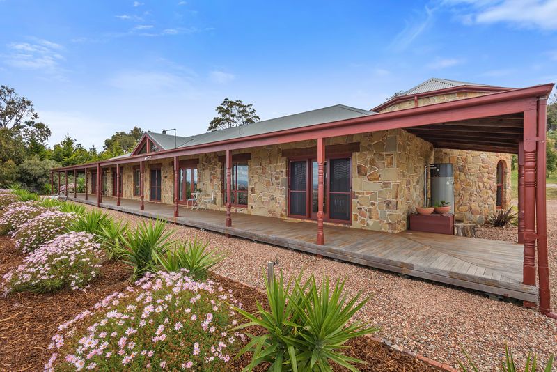 99 Barker Road, Harcourt North VIC 3453, Image 1