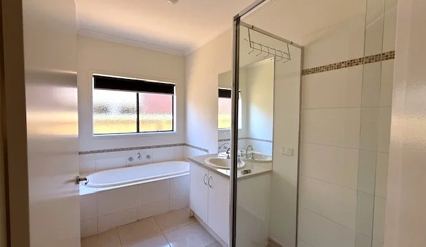 Additional image 6 of 5 Cook Street, Caroline Springs VIC 3023