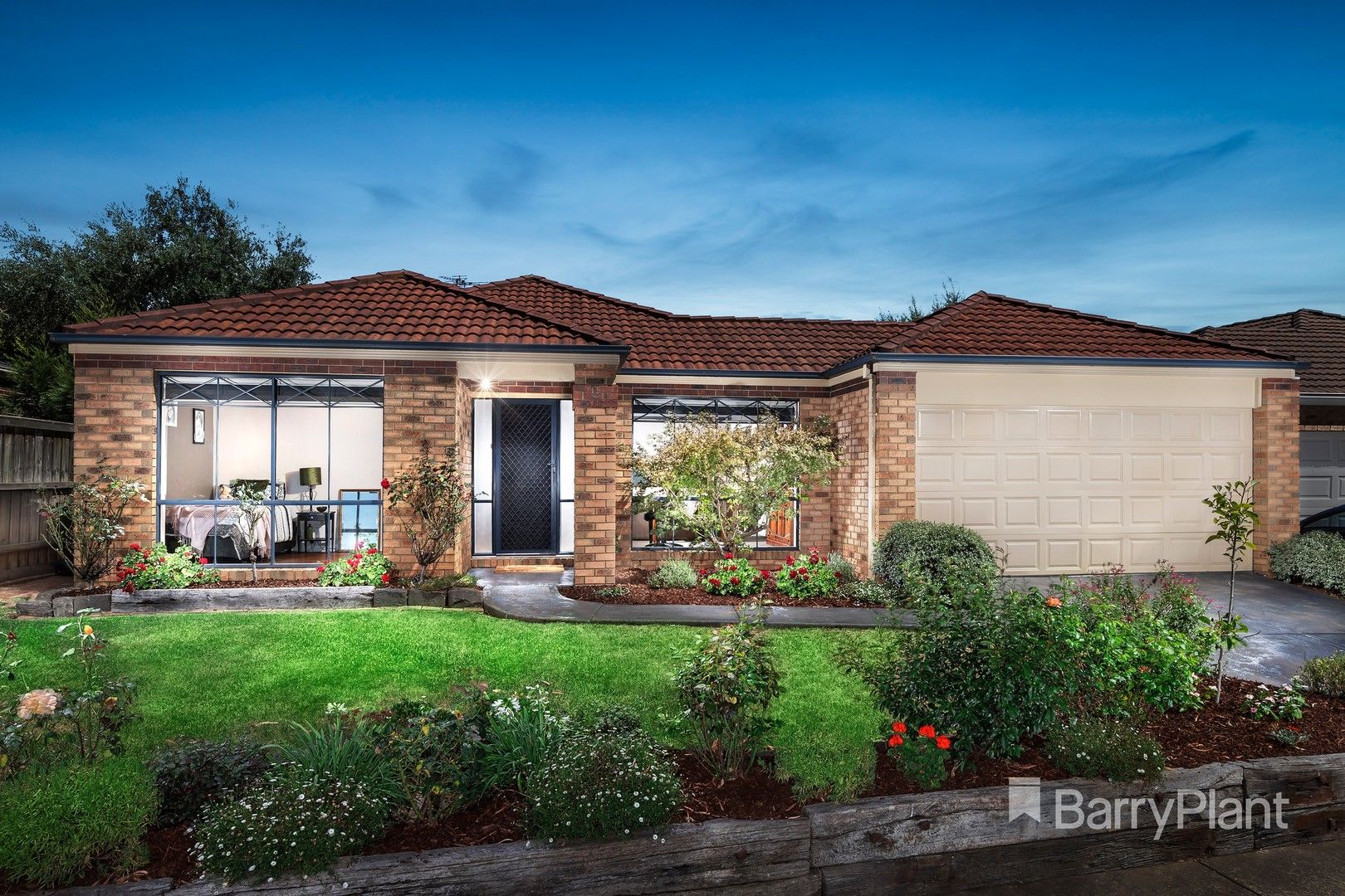 4 bedrooms House in 11 Evergreen Drive SOUTH MORANG VIC, 3752