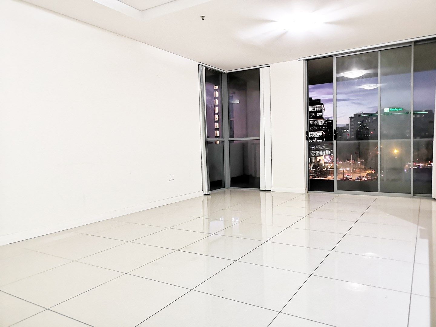 2 bedrooms Apartment / Unit / Flat in 55/330 King Street MASCOT NSW, 2020