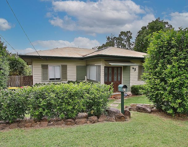 43 Woodend Road, Woodend QLD 4305