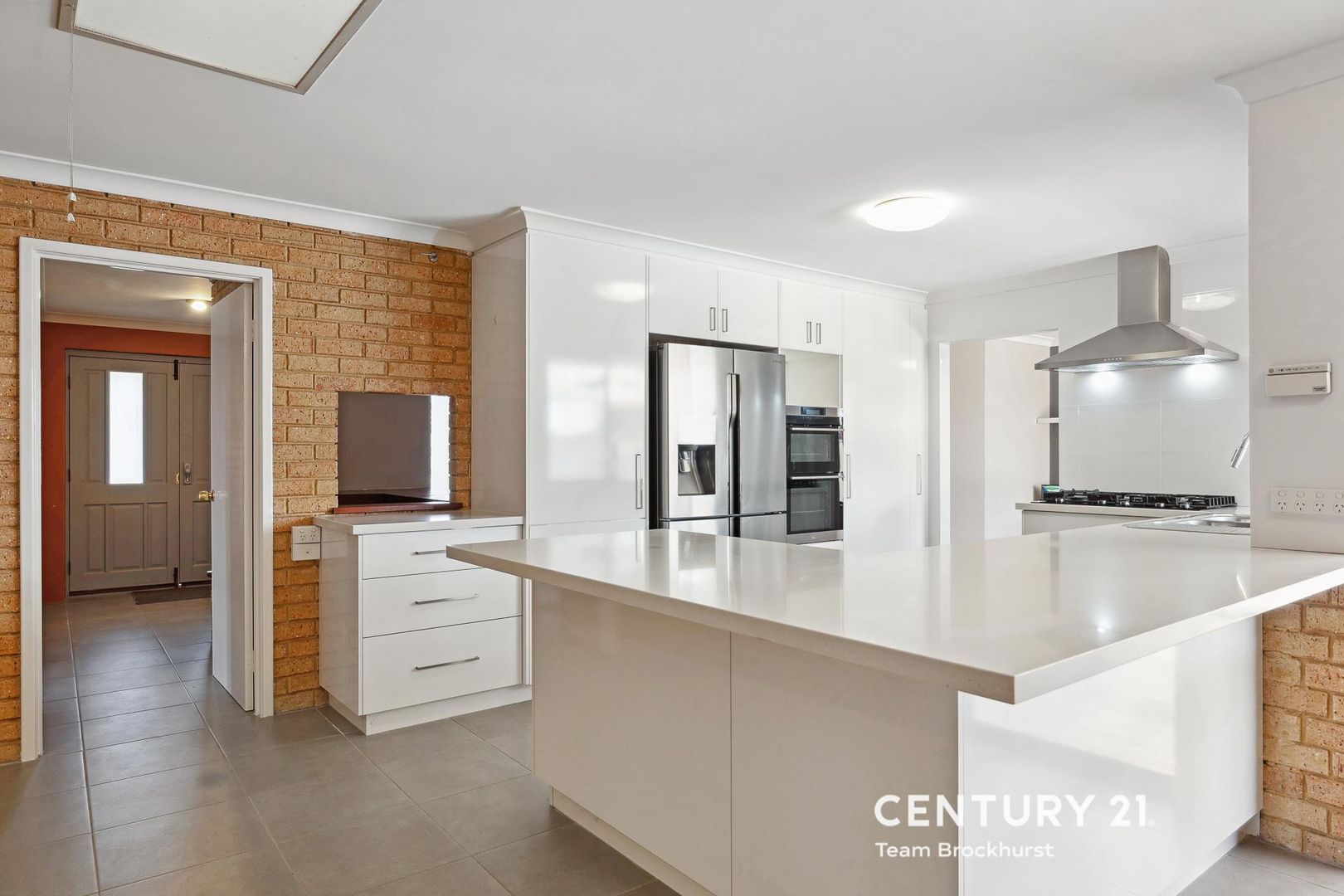 6 Conquest Court, Thornlie WA 6108, Image 1