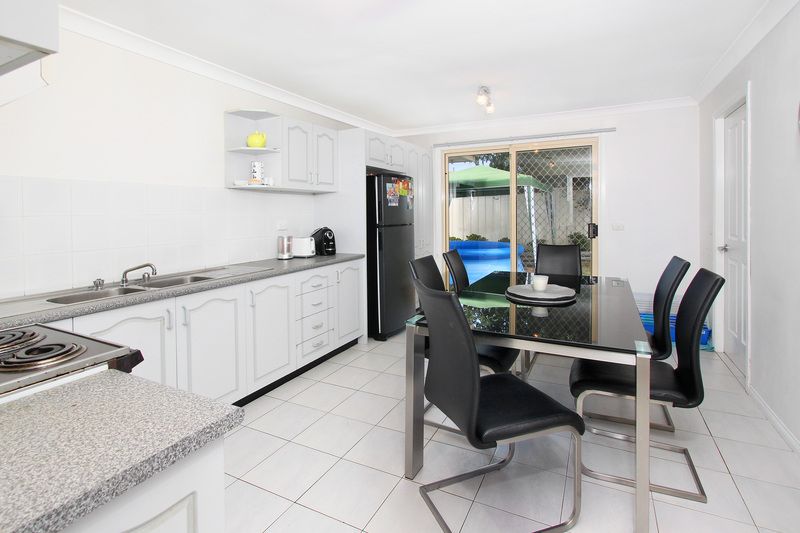 8/6 Lang Rd, Casula NSW 2170, Image 2