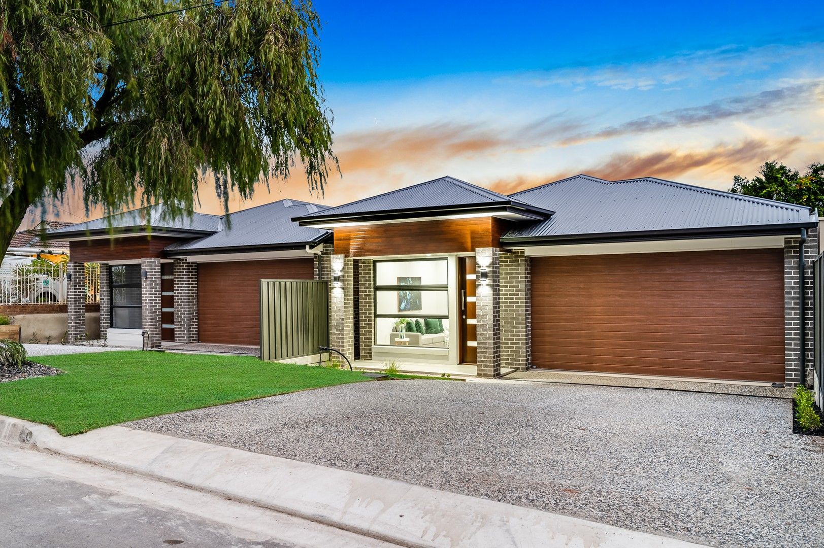 4 bedrooms House in 23 & 23A Brenda Avenue GILLES PLAINS SA, 5086