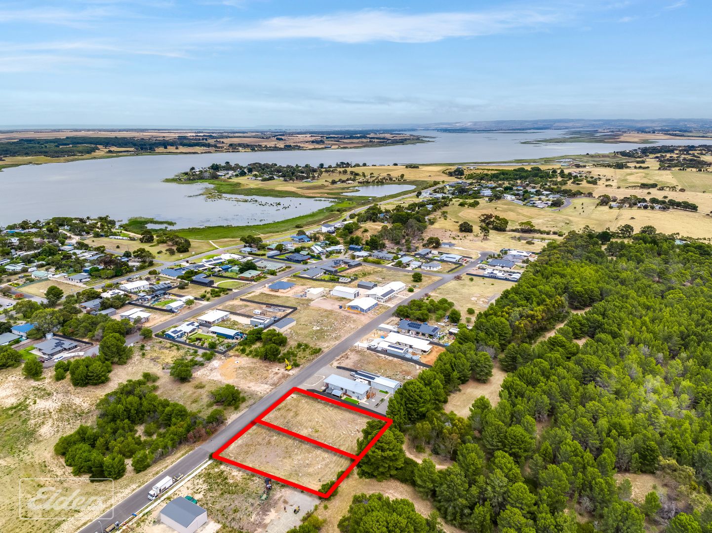 27 Terry Way, Clayton Bay SA 5256, Image 2